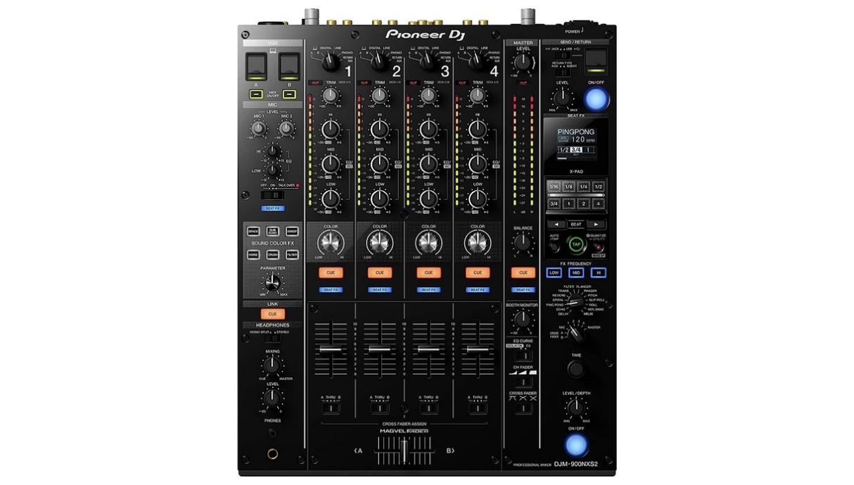 DJM 900